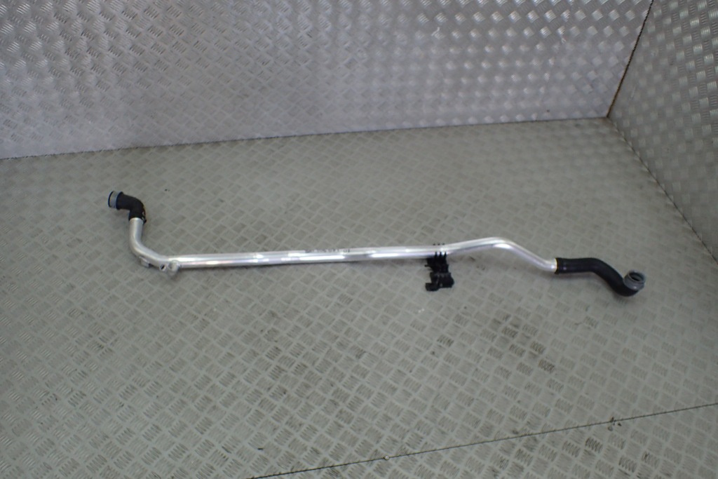 фото №1, Porsche cayman 981 шланг труба водяна 98110605102