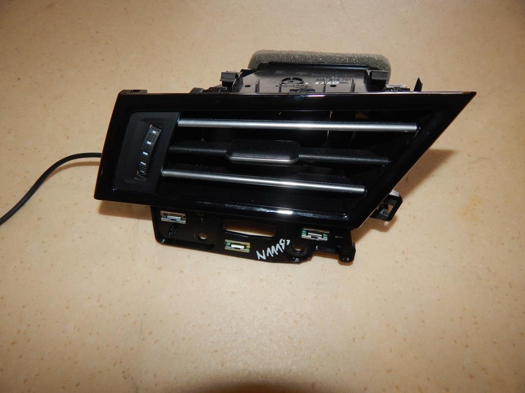 фото №1, Vw passat b8 решітка обдув ліва 3g1819701