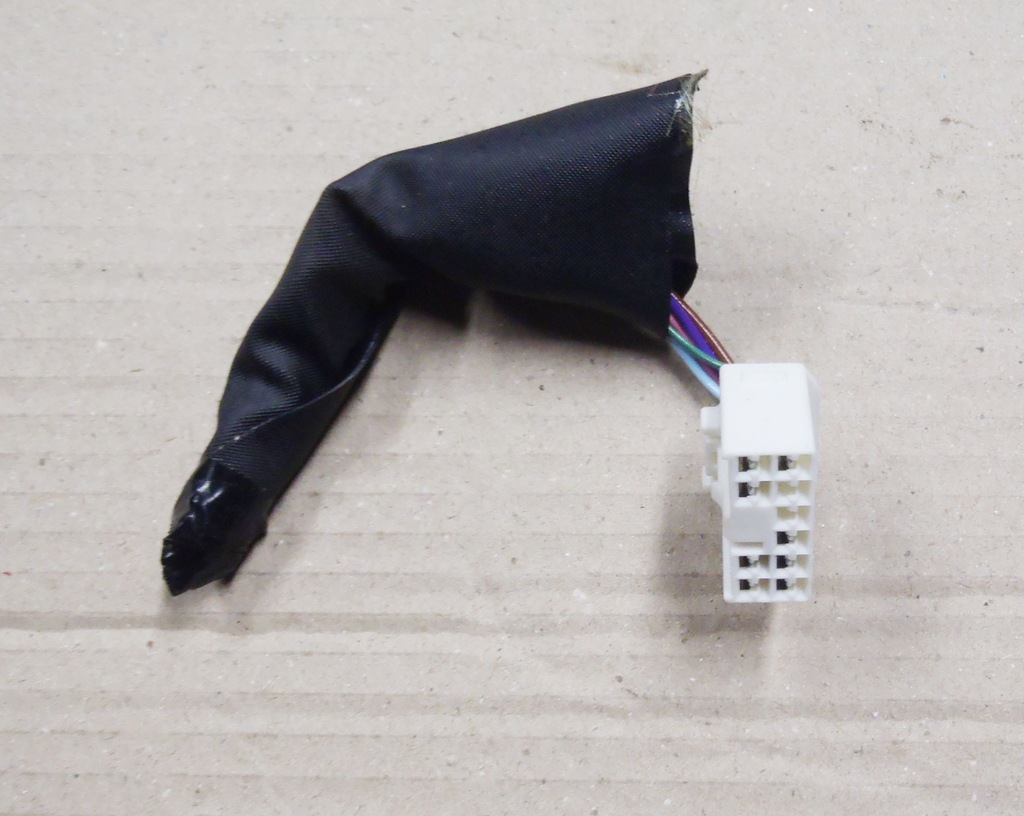 фото №1, Toyota lexus auris колодка штекер радіо модуля