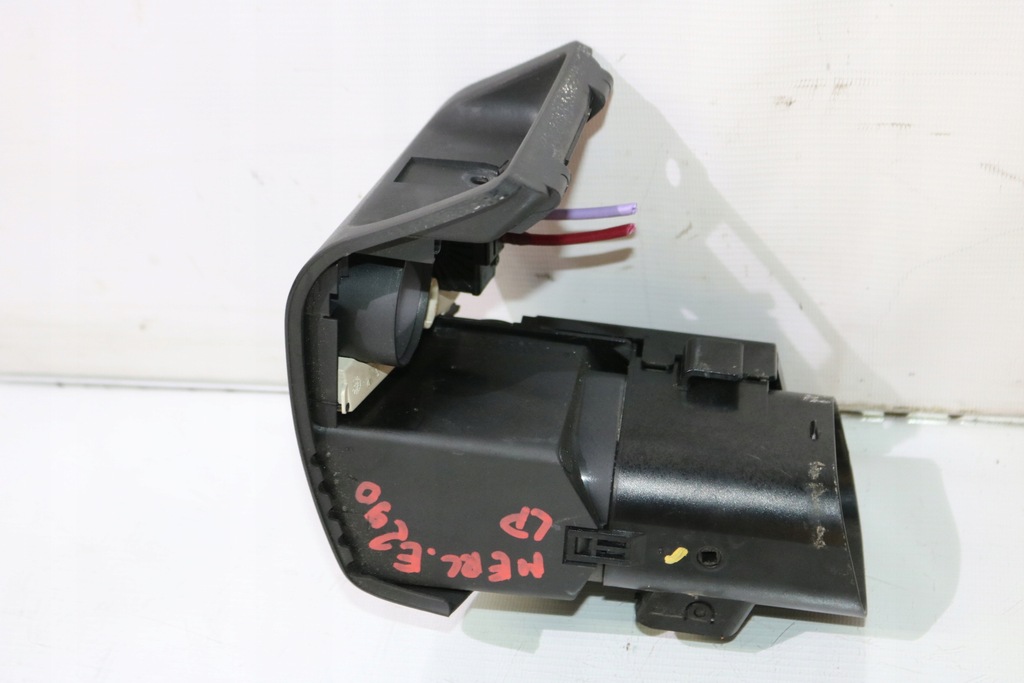 фото №4, Решітка обдув mercedes - benz e290