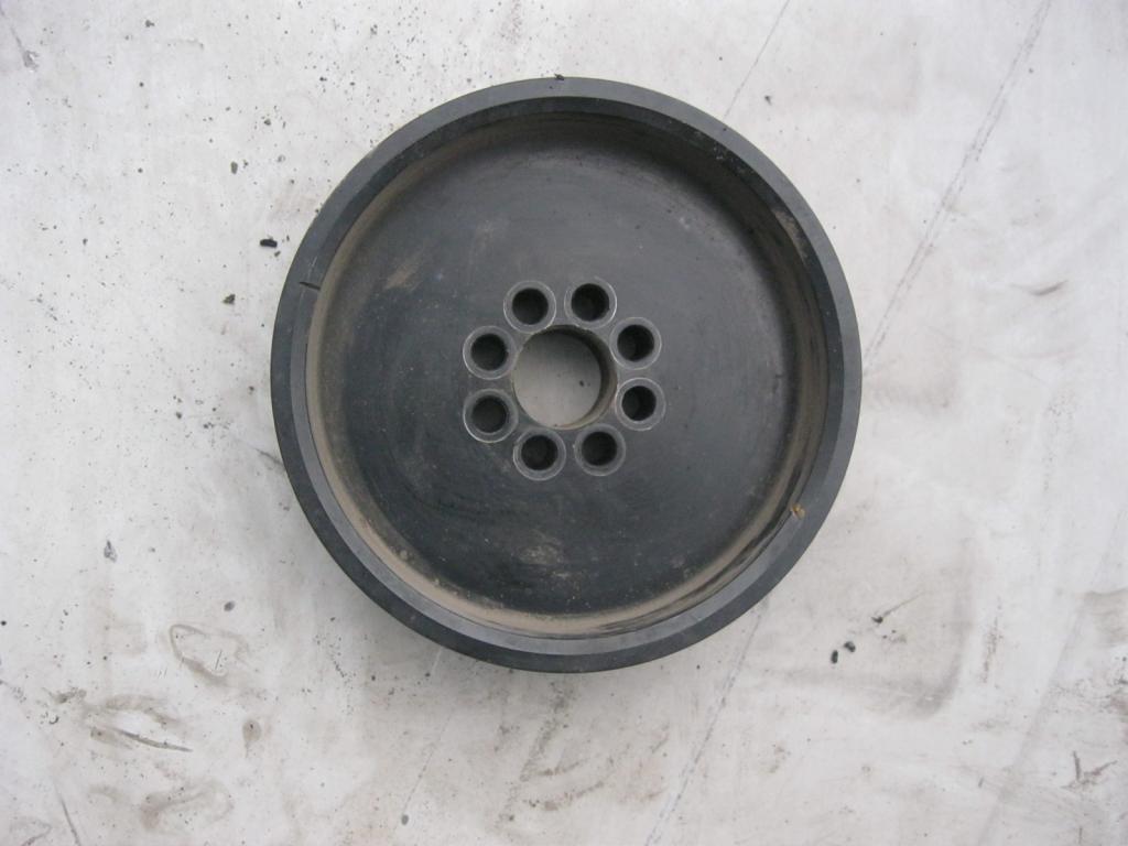 Купити Audi оригінальний номер 079105253c