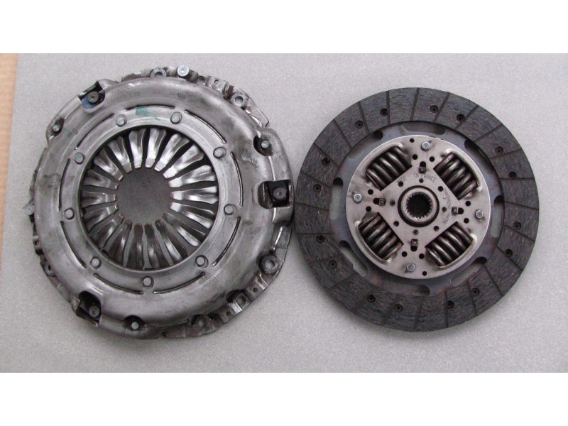 фото №1, Сцепление колесо двухмассовый renault master 3.0dci 06r