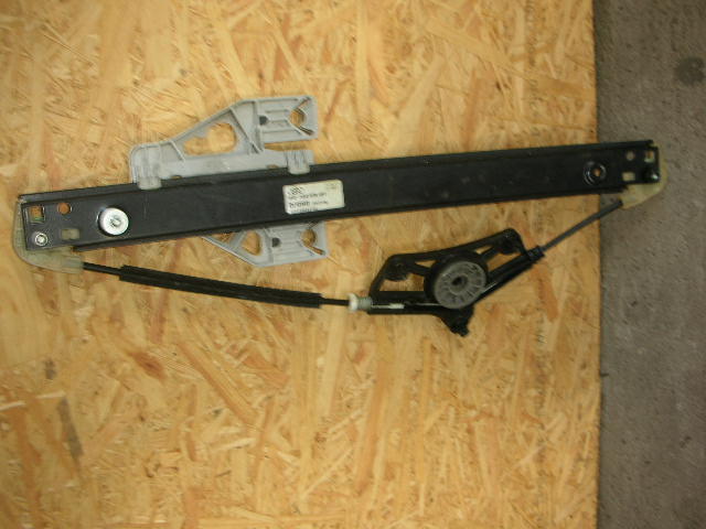 фото №1, Audi a6 4g0 подъемник стекло