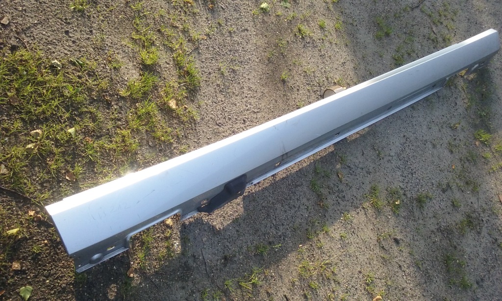 фото №1, Mercedes w212 левая молдинг порог a2126900840r