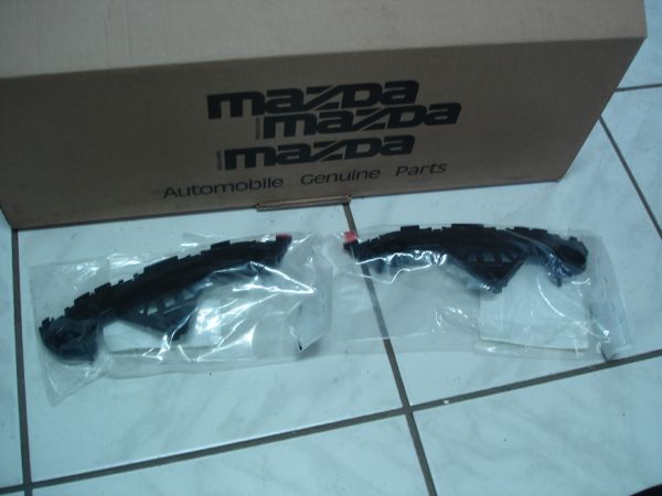 фото №1, Mazda 3 2009-2013 направляющая бампера перед левый+ правый