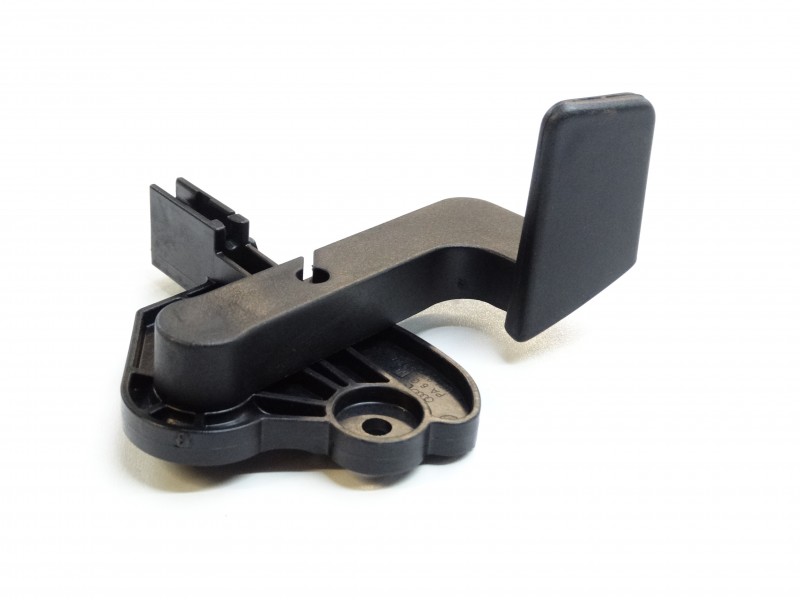 фото №1, Кронштейн ручка відкривання капот передньої a4 b6 b7 audi оригінал якість aso