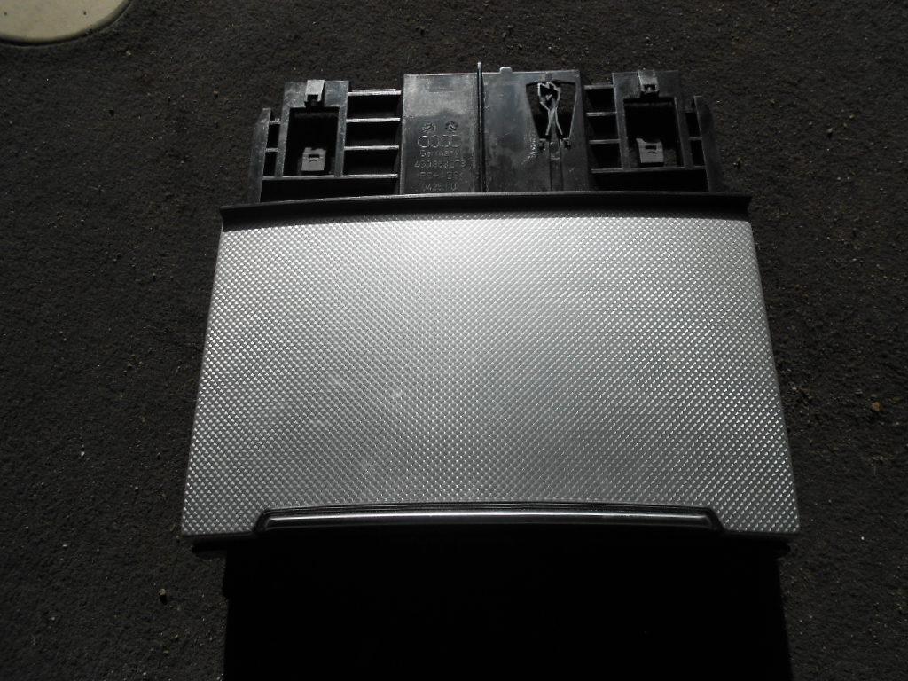 фото №1, Audi a6 c7 4g попільничка