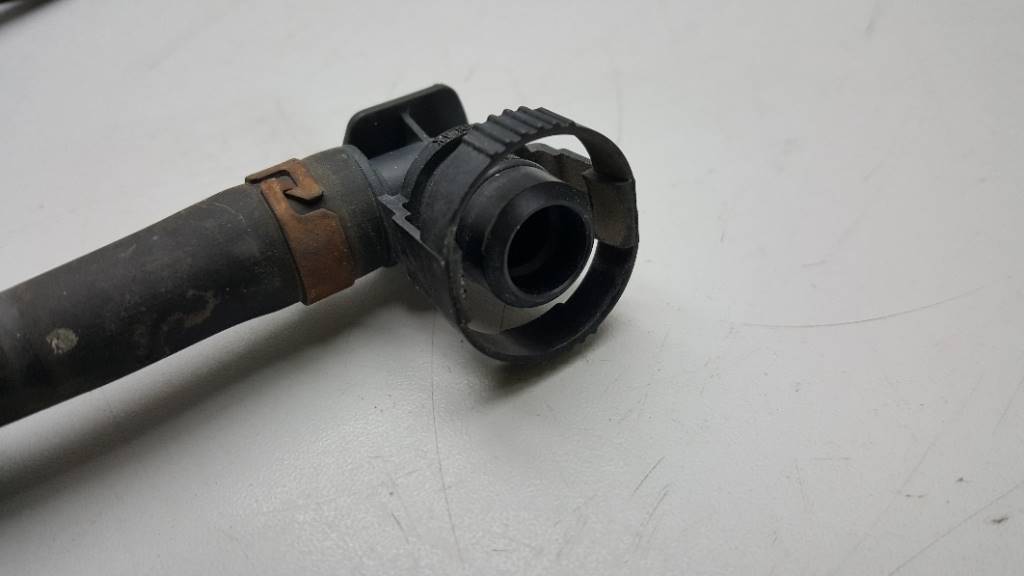 фото №8, Насадка омыватель правый лампы ксенон legacy iv 2008