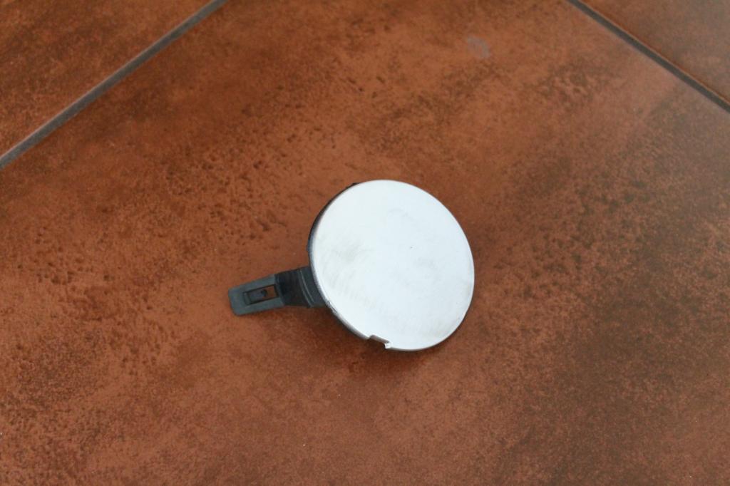 фото №1, Заглушка фаркоп перед dacia lodgy 5111801193r