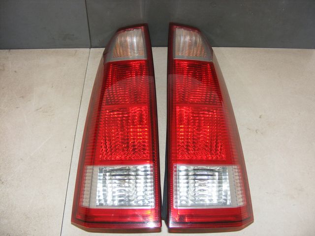 фото №1, Opel meriva- лампа права задня правий задня