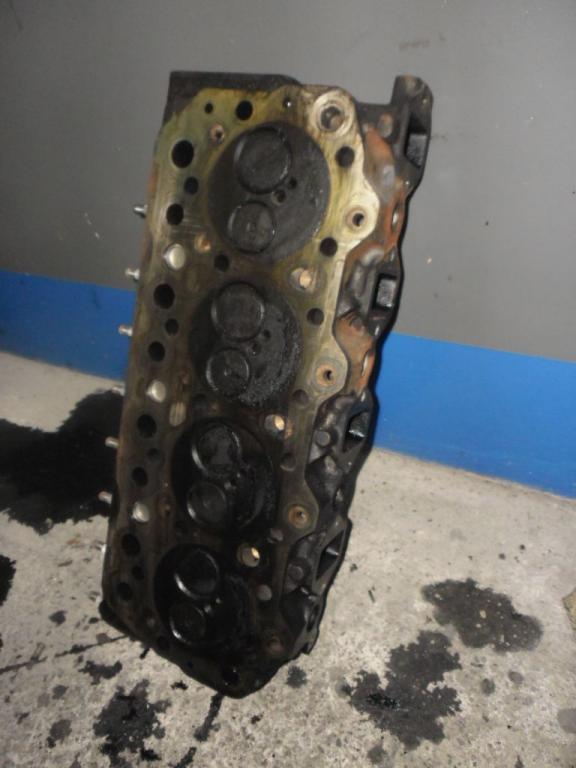 фото №1, Mitsubishi canter fuso 3.9 головка