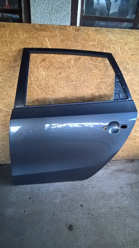 фото №1, Hyundai i30 kombi дверь