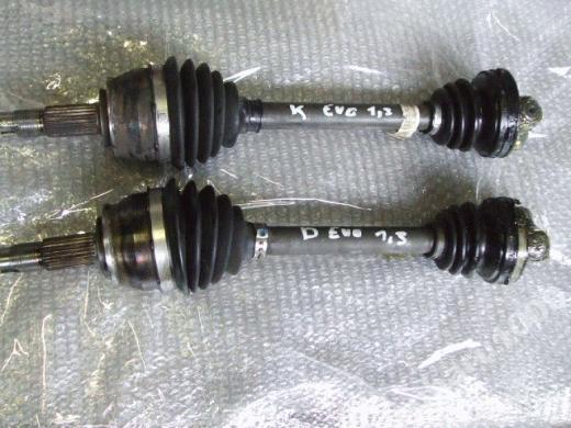 фото №1, Fiat punto evo 1,3mjt шарнір оригінал