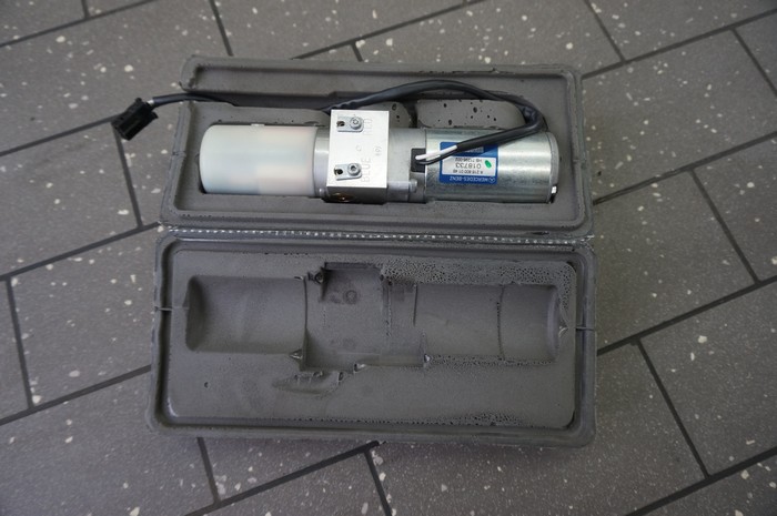 фото №1, Помпа задний крышки mercedes cl w216 a2168000148