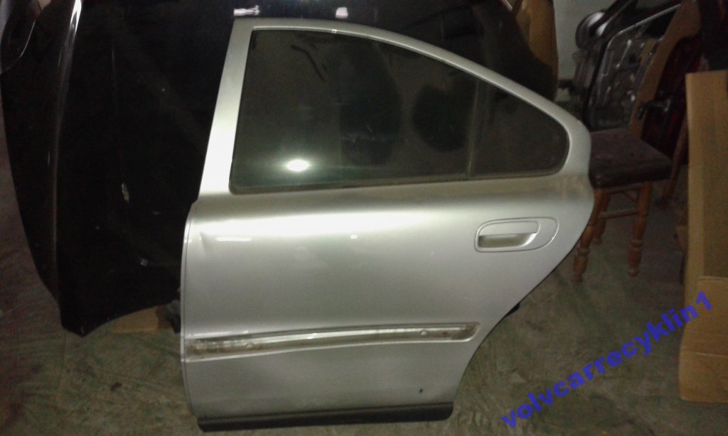 фото №1, Volvo s60 дверь левая задняя задние стекло механизм