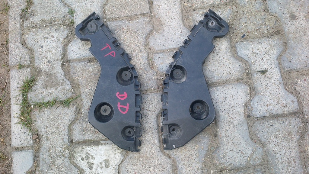 фото №1, Направляющая бампера задняя задний dacia duster