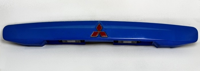 фото №1, Mitsubishi space star накладка крышки задняя