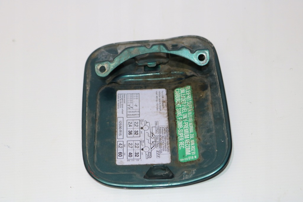 фото №2, Кришка заливної пального audi 80 b4