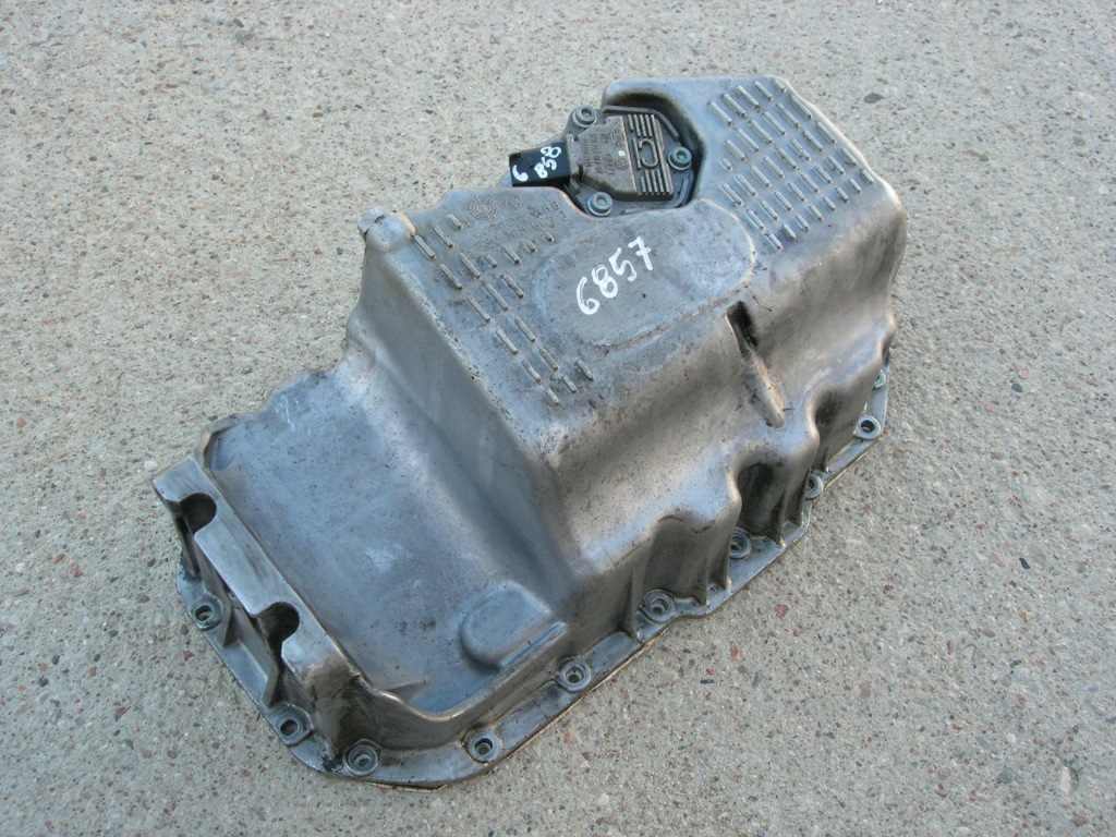 Купить Поддон масляная audi vw seat 1,6 fsi 03c103603j waw