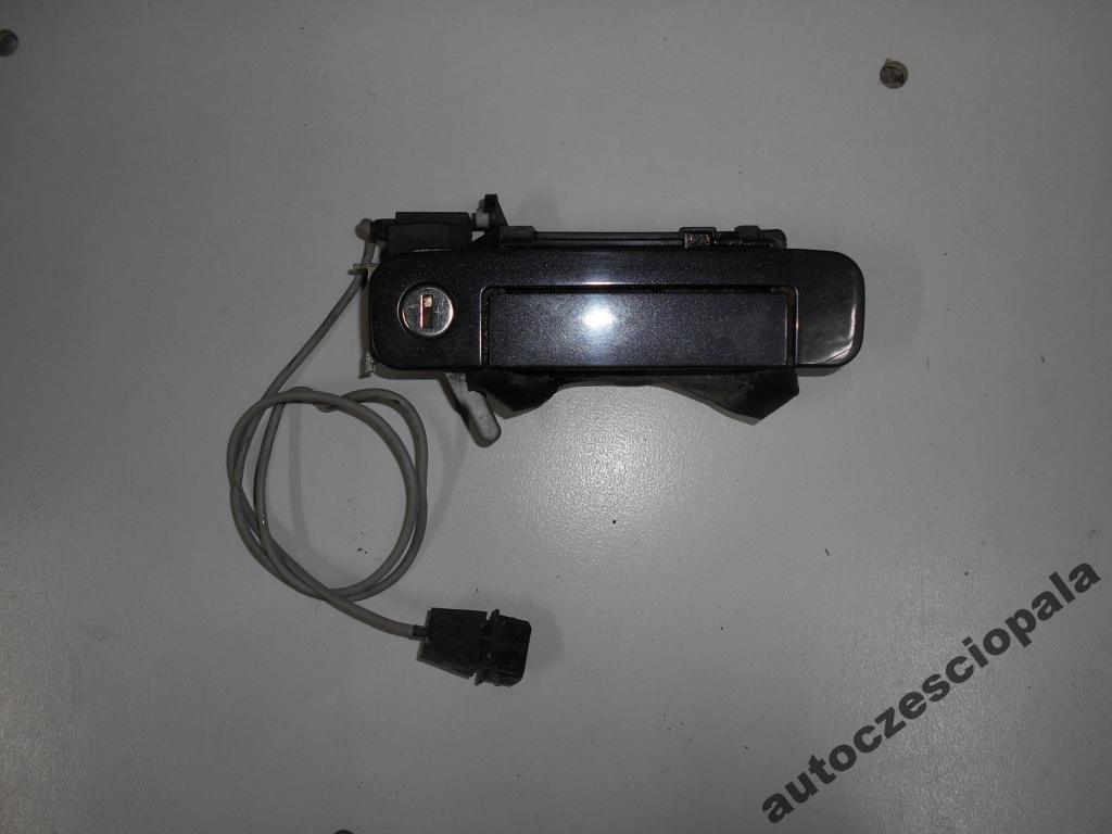 фото №1, Ручка двері правий перед audi a8 d2 8d0837208a