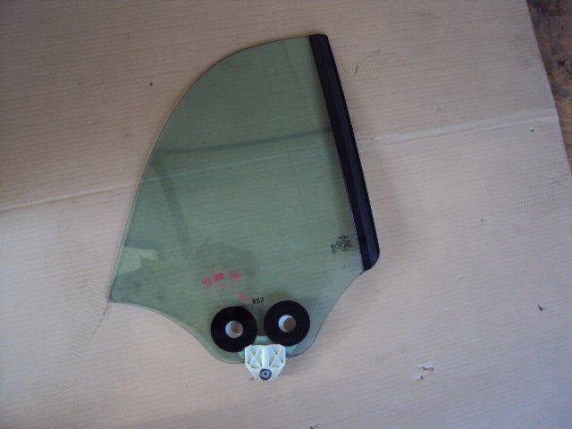 фото №1, Скло скло права задня mini cooper r57 cabrio