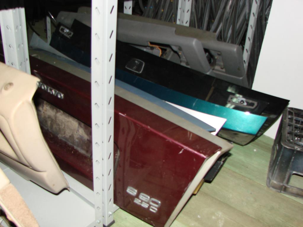 фото №1, Накладка крышки volvo s60 s80