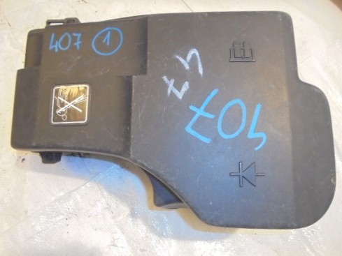 фото №1, Peugeot 407 корпус предохранителей корпус