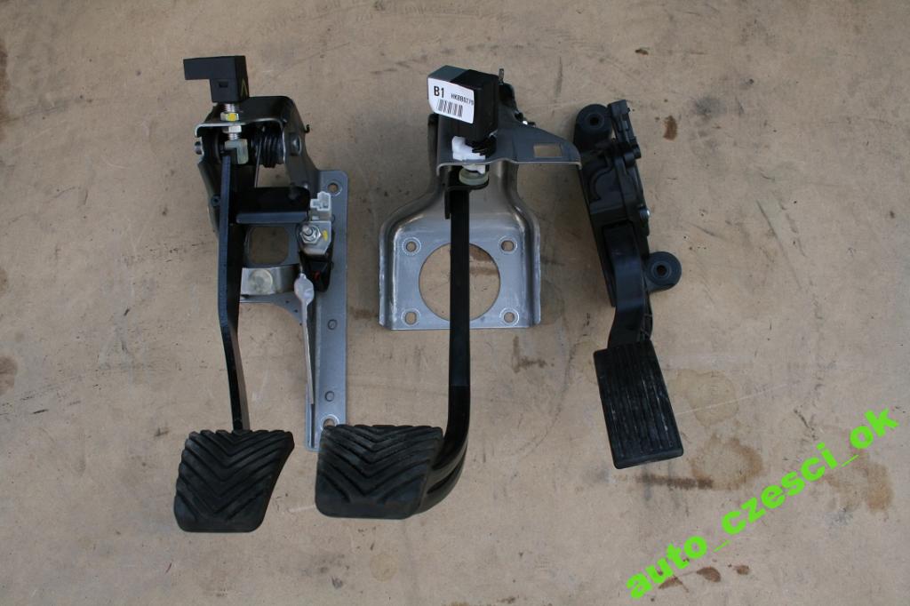 фото №1, Педали gaz тормоз комплект kia rio iv 2012 1.4b