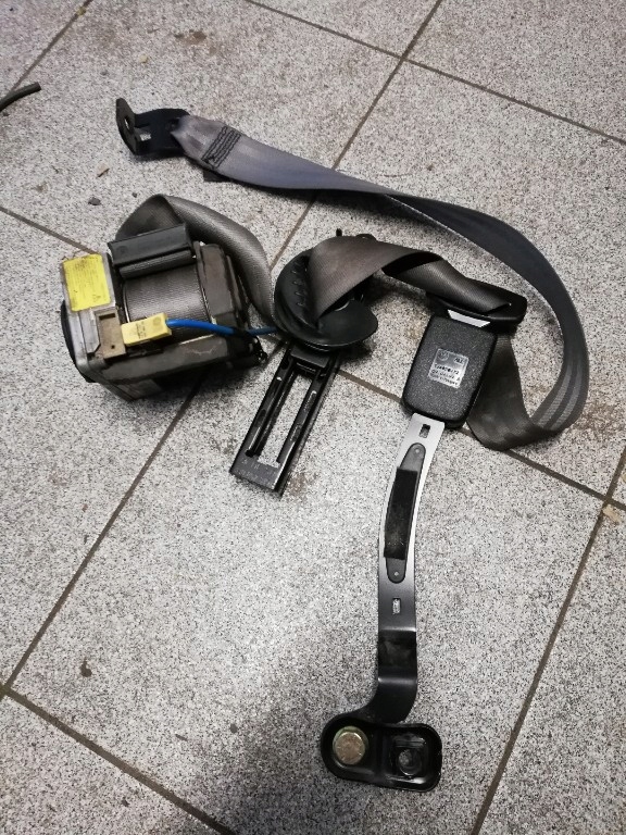 фото №1, Pas передний правый toledo ii 191857827 leon