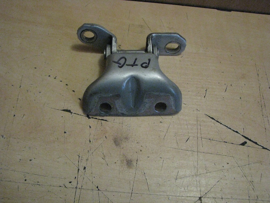 фото №1, Петля дверь правый задняя hyundai i30 07-12r