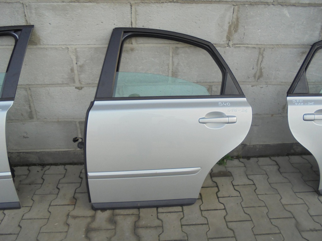 фото №1, Двері лівий задня volvo s40 ii 426-26 -доставка-
