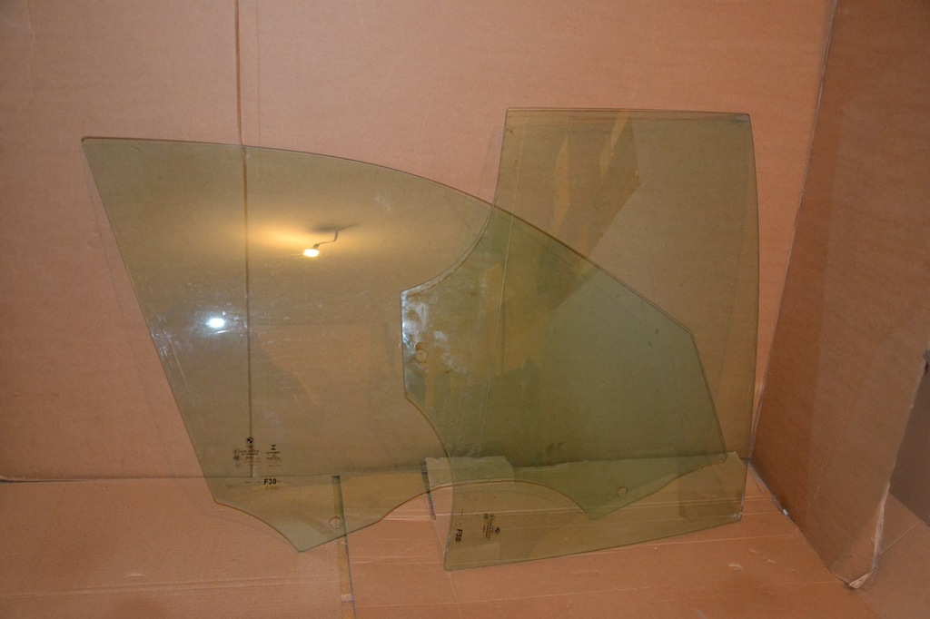 фото №1, Скло права задня bmw f30