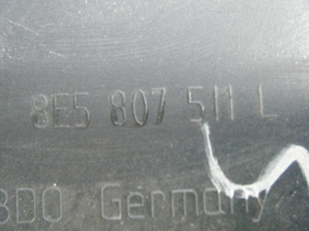 фото №9, Audi a4 b7 бампер задняя 8e5807511l sedan