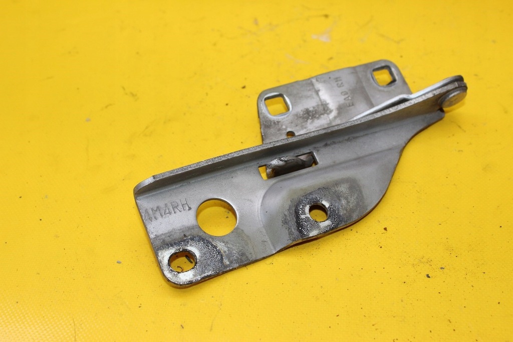 фото №1, Петля капот правый перед navara d40