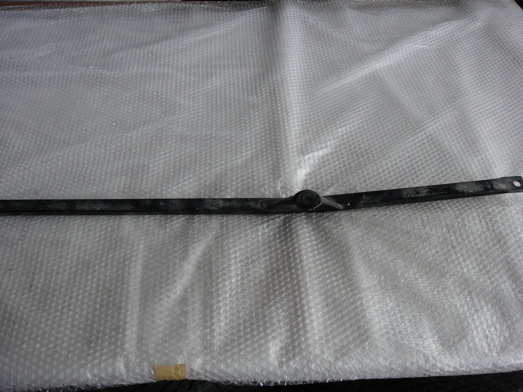 фото №1, Audi q7 e-tron підпора двигуна 4m0803228a