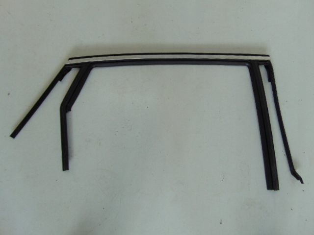 фото №1, Прокладка хром двері правий задня talisman sedan