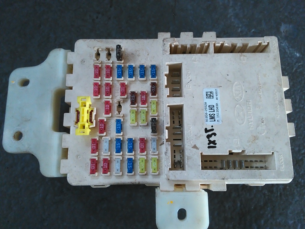 фото №1, Hyundai ix35 модуль bsi коробка корпус 91950-2s720