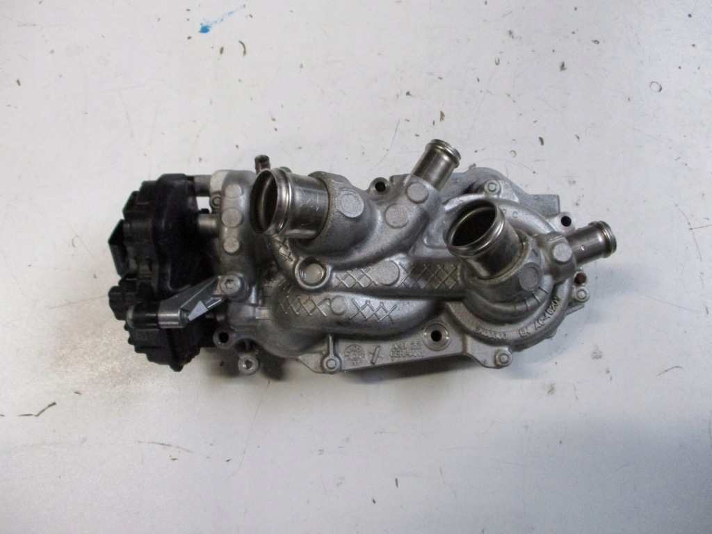 фото №1, Насос wody vw arteon 1.4tsi 05e121117c