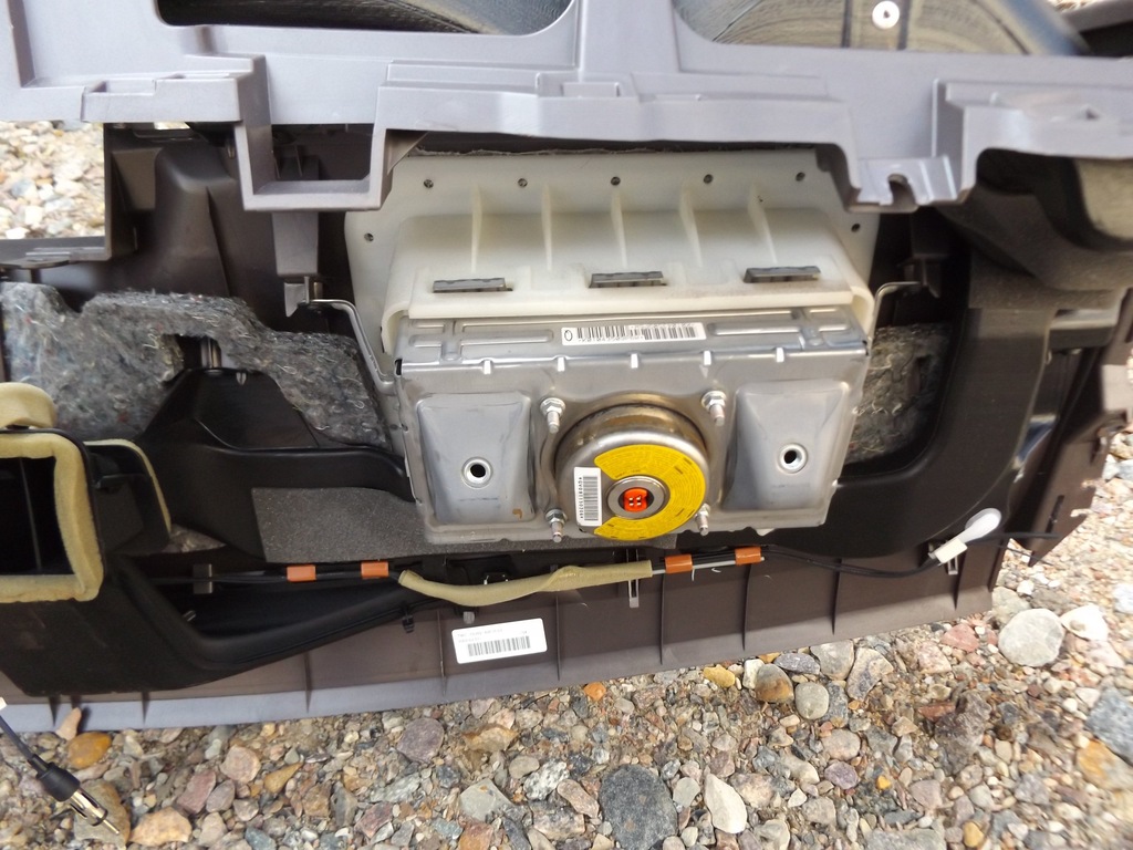 фото №4, Toyota iq консоль подушка пассажира коричневая orygi