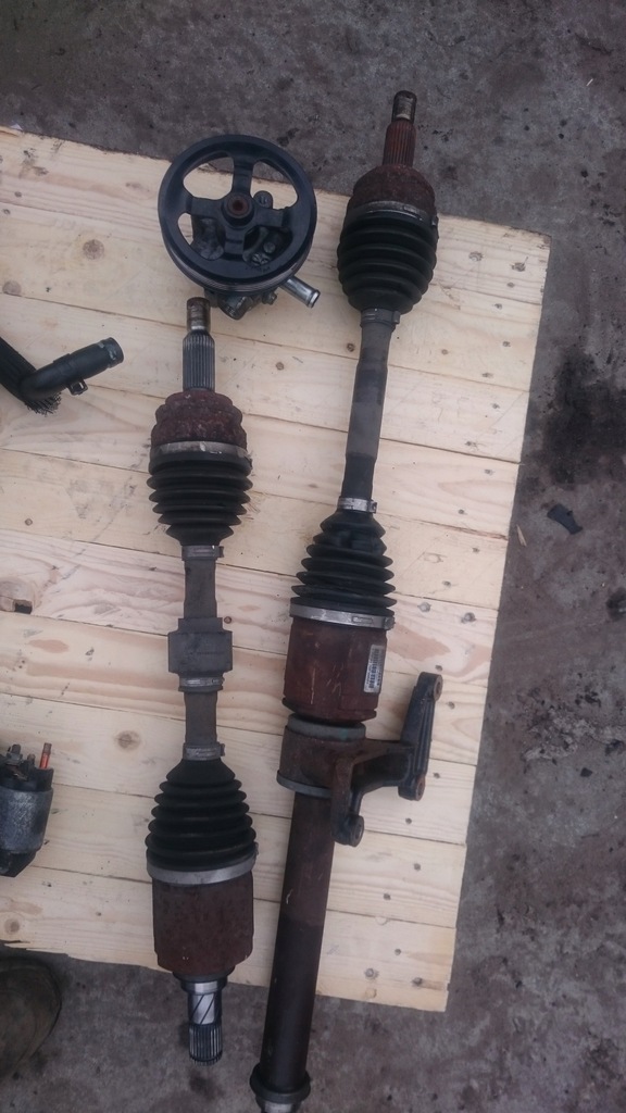 фото №1, Приводной вал левая dodge caliber 1,8