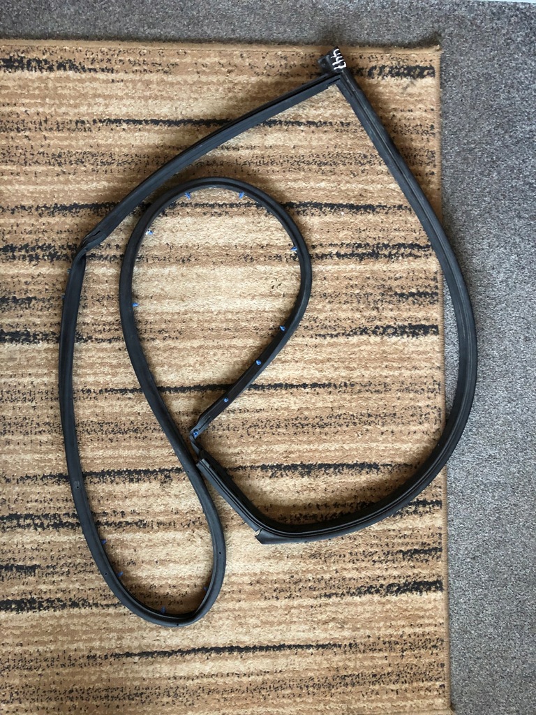 фото №1, Прокладка дверь chrysler voyager 447