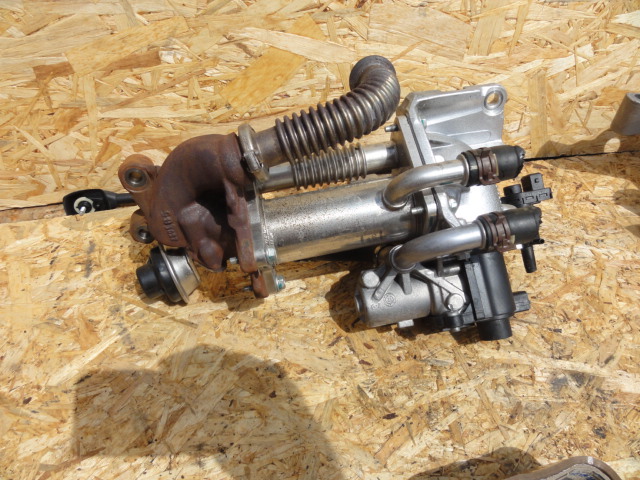 фото №1, Sandero stepway ii 2014 1,5 dci клапан egr охладитель