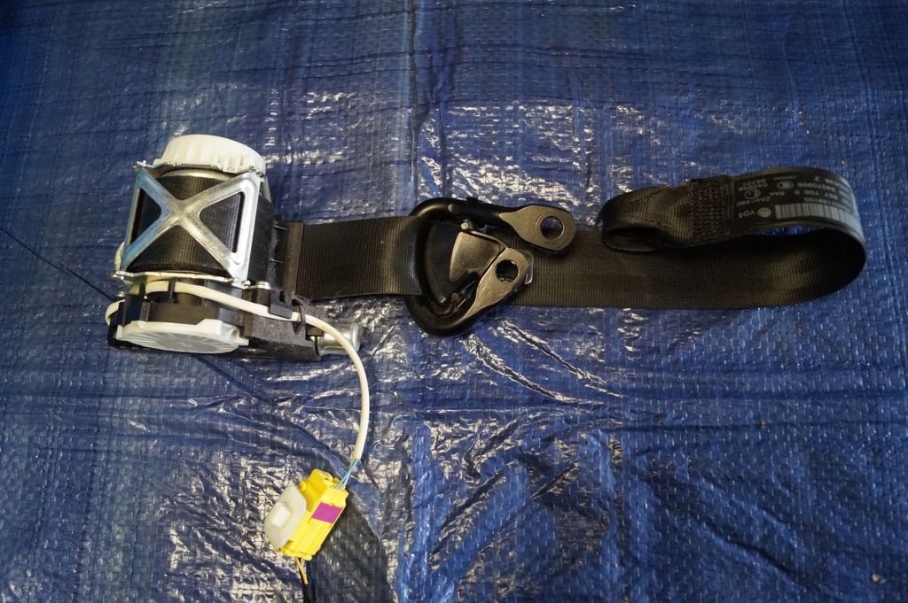 фото №1, Vw eos 10r pas безопасности правый перед