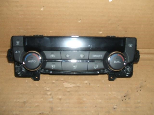 фото №1, Nissan qashqai ii 13- панель кондиционера обдув