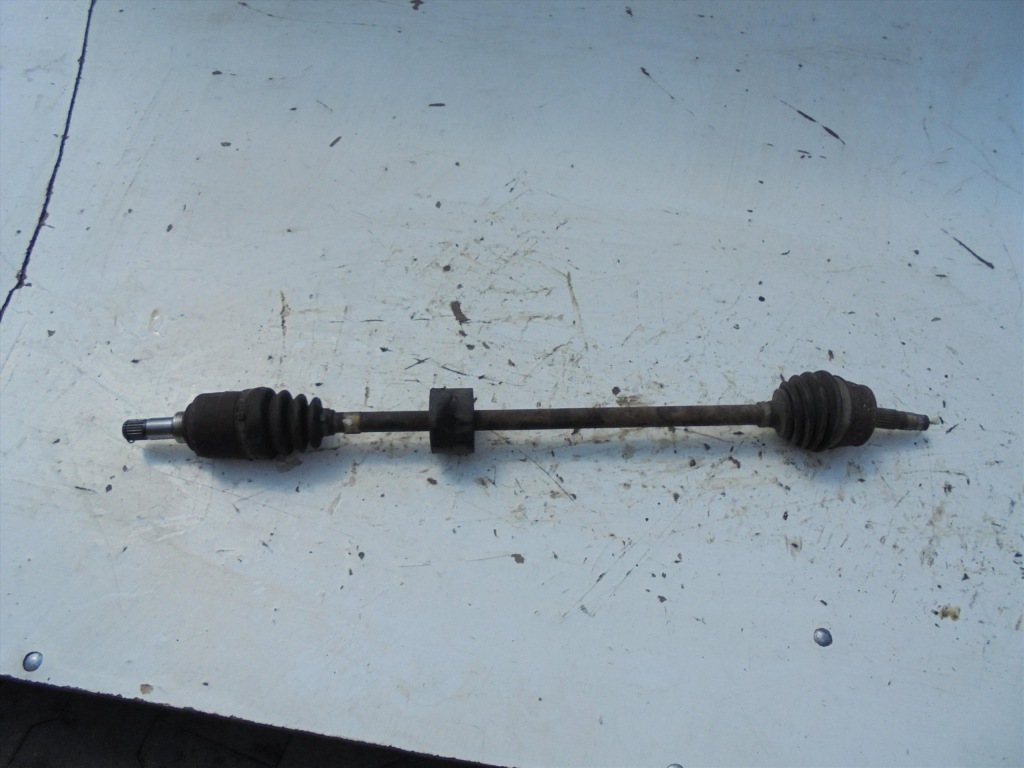 фото №1, Привідний вал права fiat grande punto 1.2 8v -доставка-