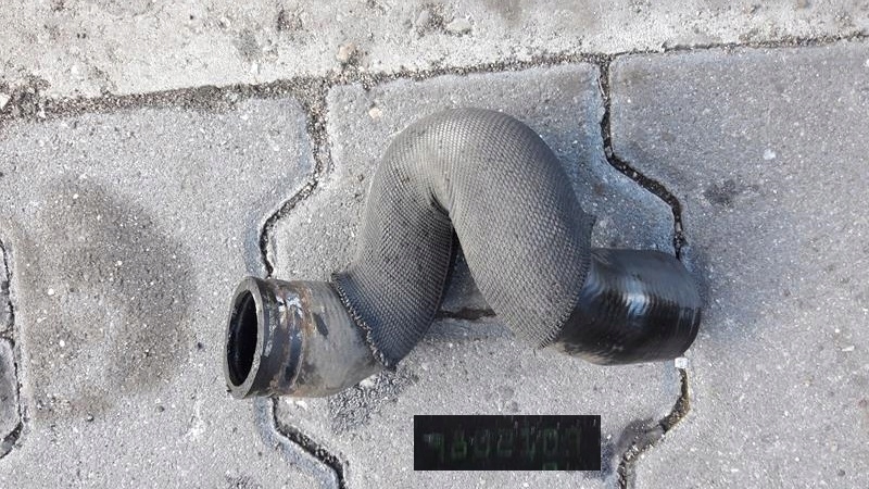 фото №1, Mini countryman r60 труба пабтрубок  шланг 9802103