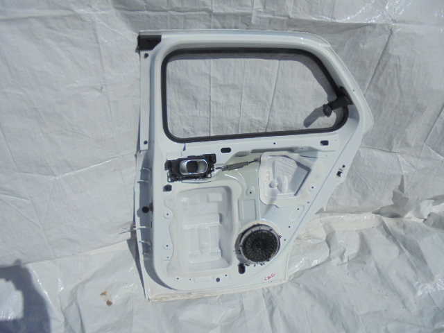 фото №2, Citroen c4 cactus дверь правое задние задняя ewpb