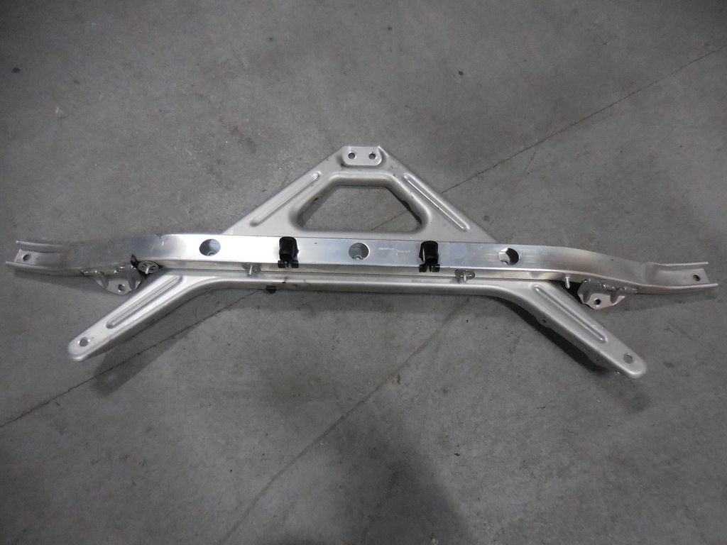 фото №1, Audi q7 4m кронштейн кронштейн 4m0805645