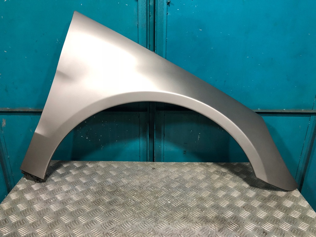 фото №1, Mercedes w251 r крыло правый перед передний 723