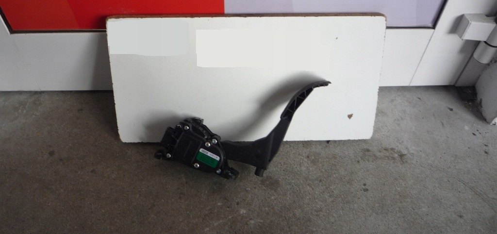 фото №1, Gd vw amarok 2.0tdi педаль газу 6q0721503m